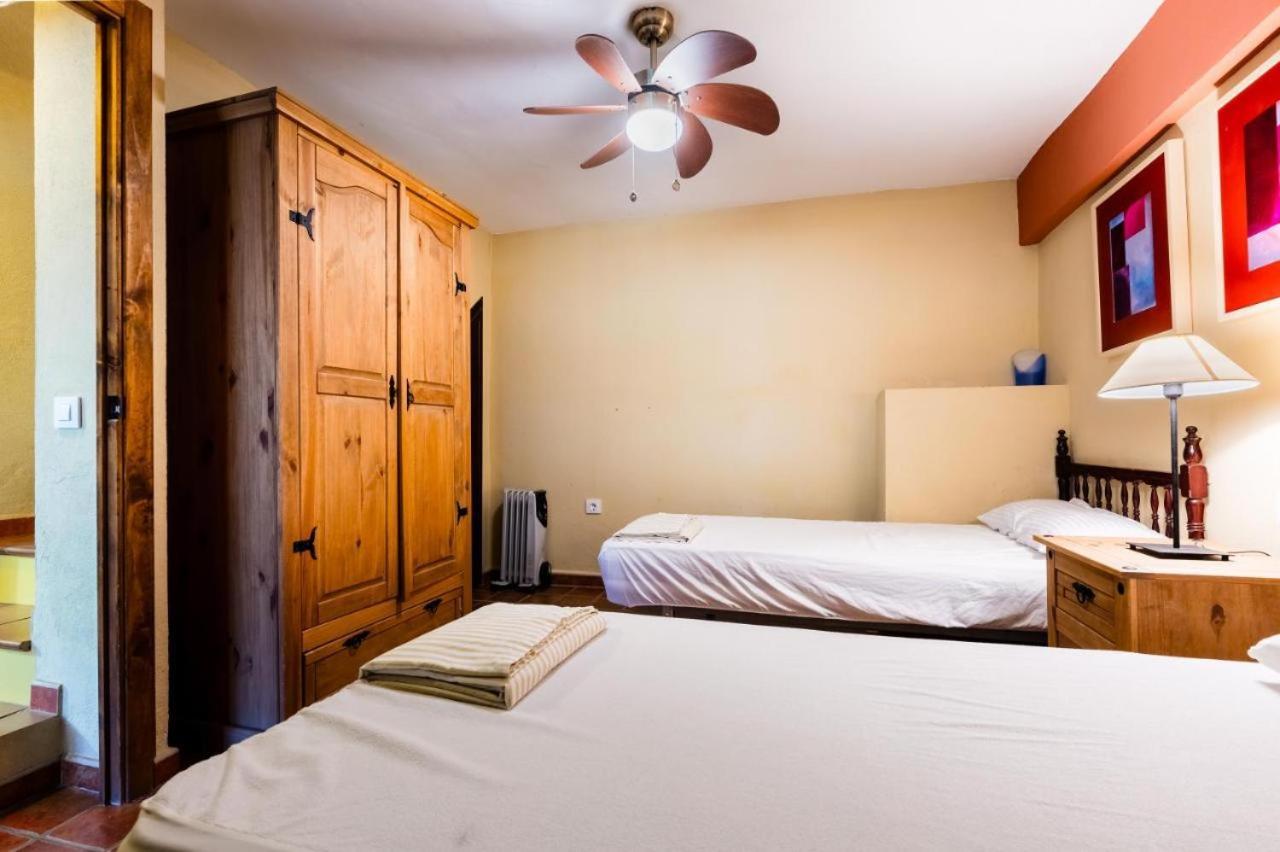 Orilla Del Hueznar Holiday home